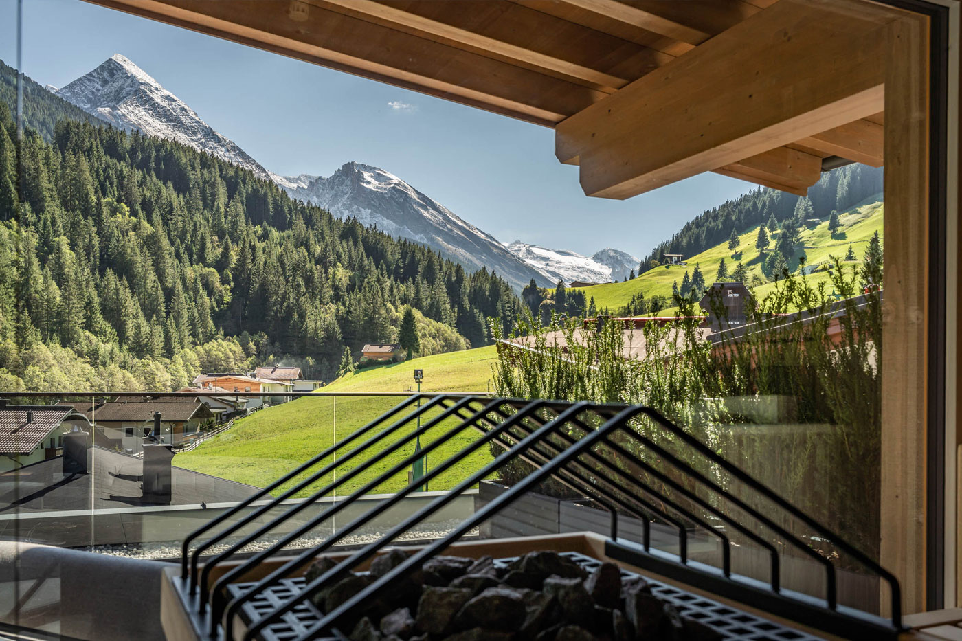 Entspannen und gleichzeitig sportlich aktiv sein - das können Sie bei uns im schönen Tuxertal!