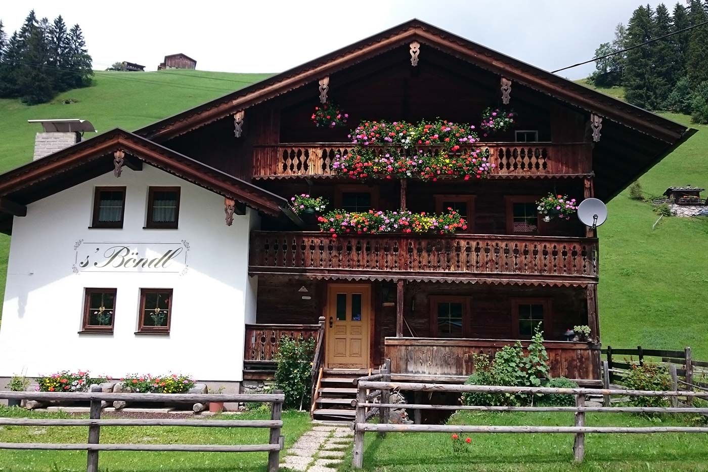Ein uriges Ferienhaus für einen besonderen Urlaub in den Zillertaler Bergen.